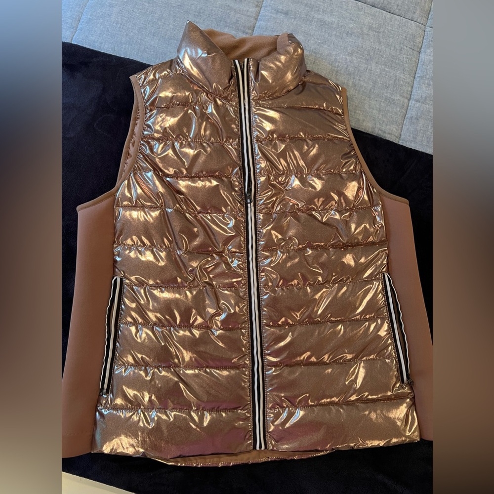 Women’s GapFit Vest Size XL NWT